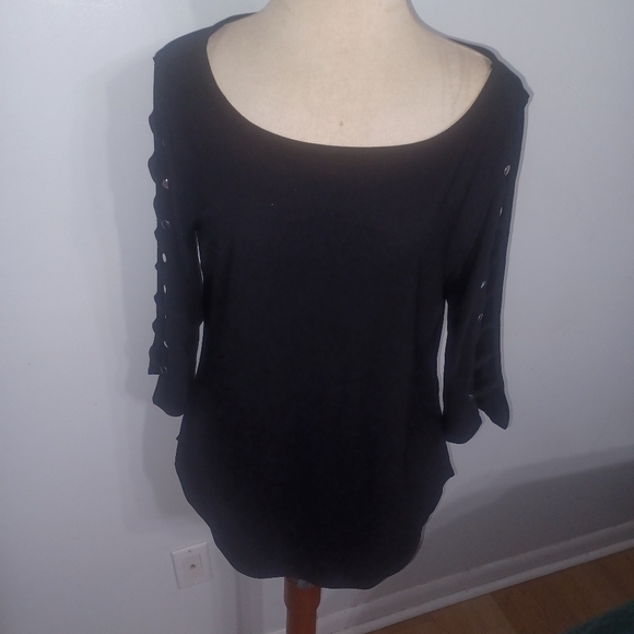 89th & Madison- 3/4 Sleeve Black Shirt- W Sz Medium - Picture 5 of 7